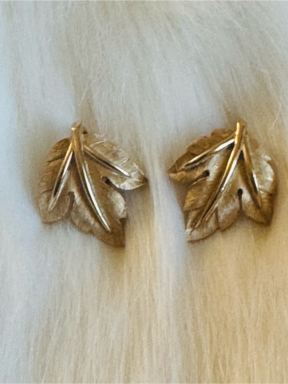 Vintage Crown Trifari Golf Tone Leaf Clip-On Earrings
